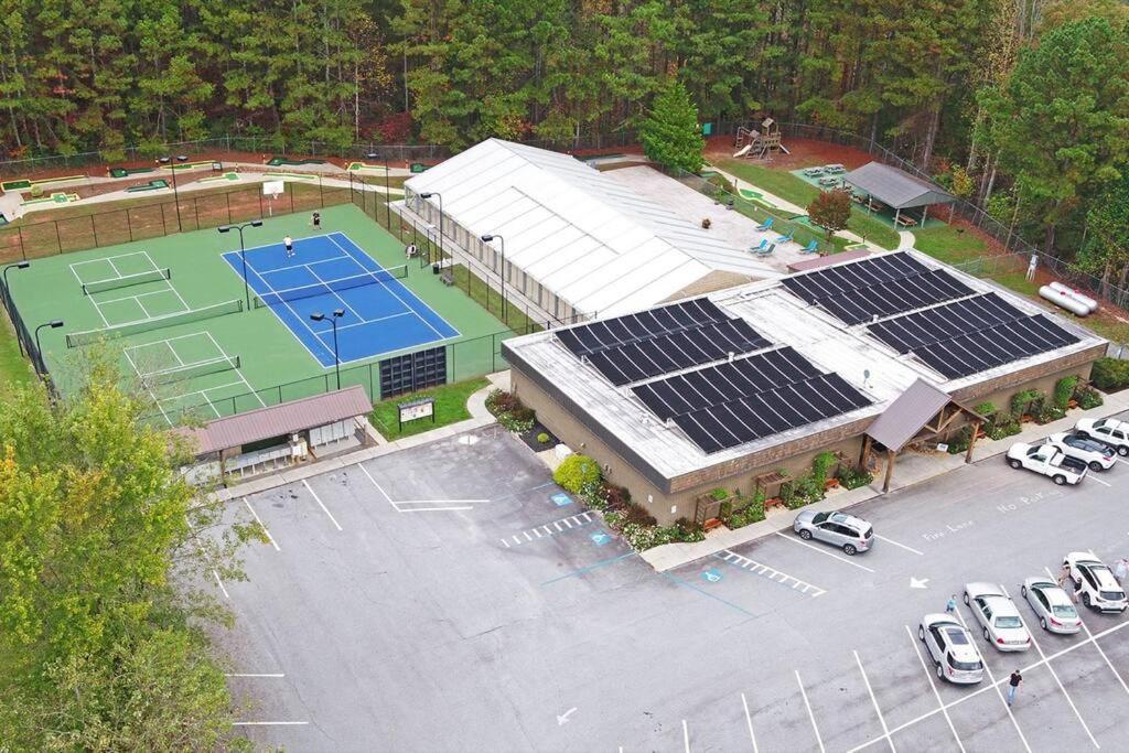 Hot-Tub 6 Seater, Fire-Pit, Master King Bed, Wineries, Pickleball, Resort Amenities เอลลิเจย์ ภายนอก รูปภาพ